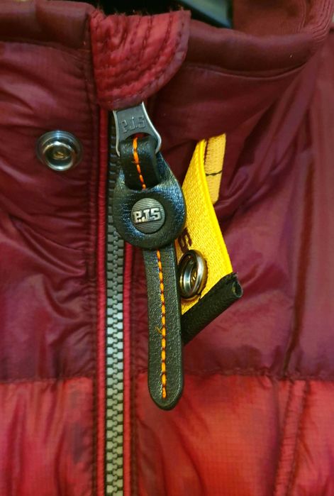 Продавам НОВО оригинално пухено яке by Parajumpers !