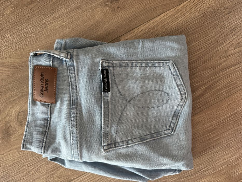 Calvin Klein Jeans