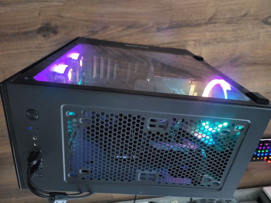 Unitate gaming  ROG  AMD ryzen 5  , ssd