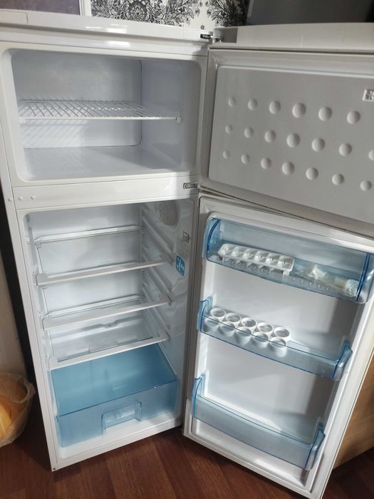 Холодильник BEKO рабочий