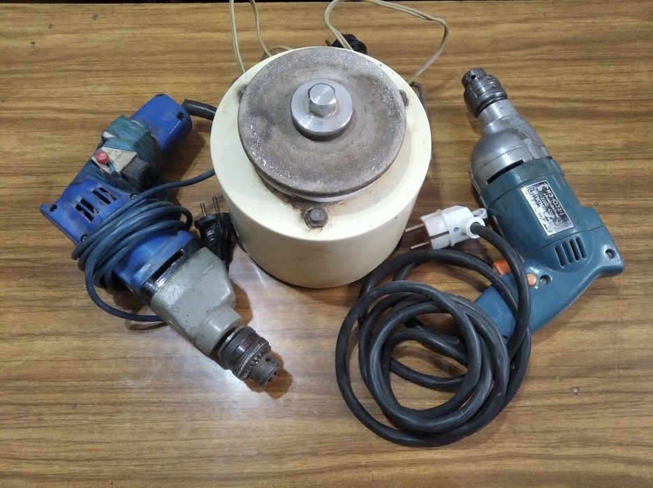 Дрели советские, точило.