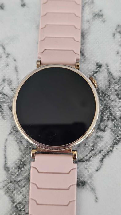 HUAWEI WATCH GT4, 41mm, + силиконова каишка