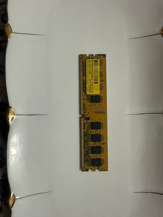 ddr2 800 Zeppelin Kingston 2×2