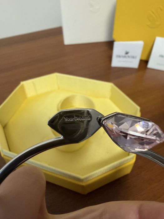 Оригинална твърда гривна Swarovski