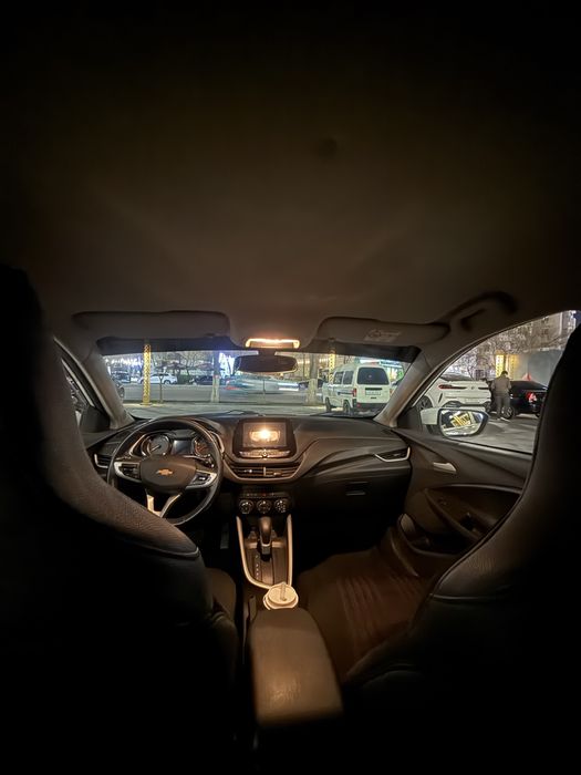 Продам Chevrolet Onix, 2023, LTZ, A/T, Oq.