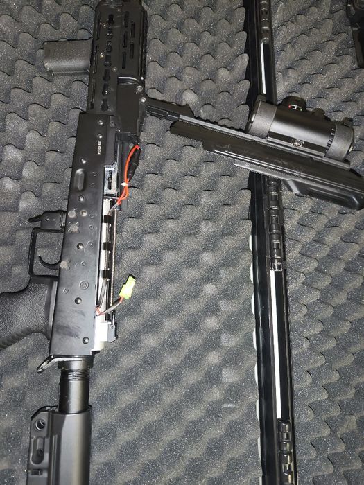 Еърсофт/Airsoft Реплика CYMA CM077f