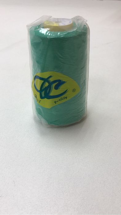 Продам.  Нитки/флизелин