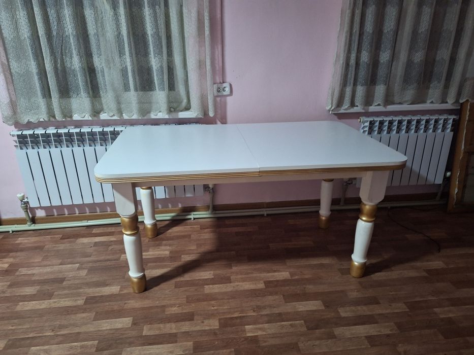 Продаётся стол кухонный размер 200×90