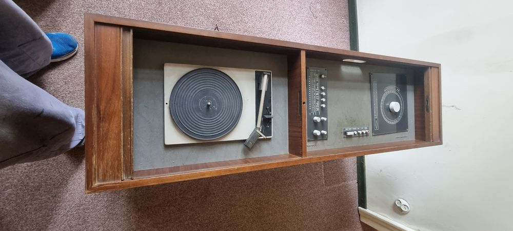 Schaub Lorenz Music Center 5005.
