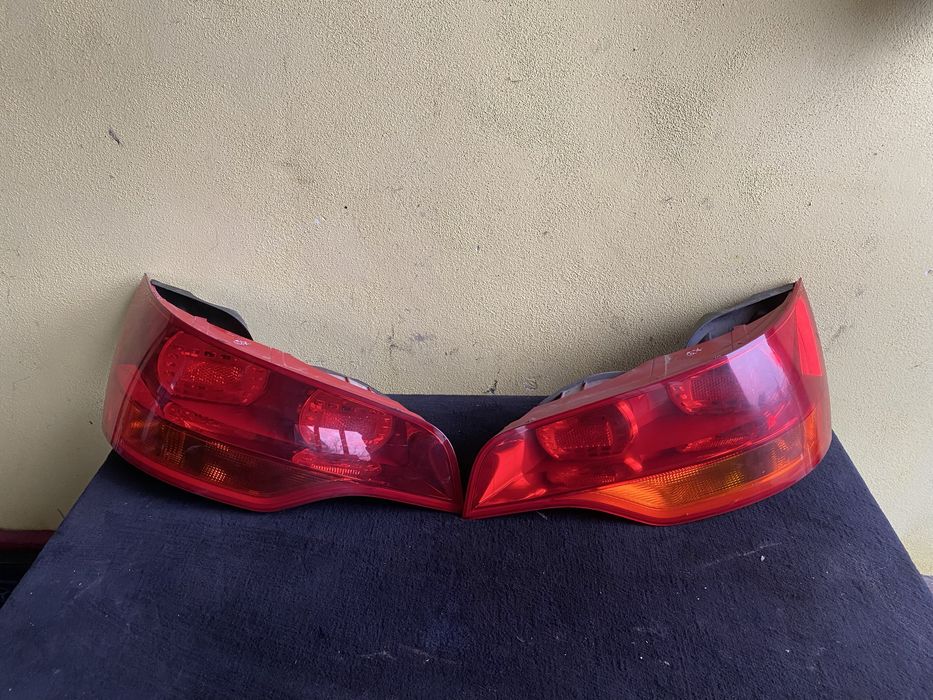 Stopuri St/Dr Audi Q7 pret 300 lei bucata