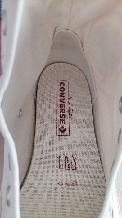 Conversii albi- converse club collection