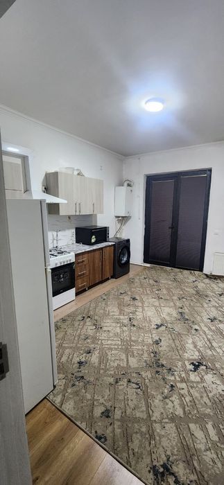 BEZ MAKLER Kvartira ijaraga beriladi FAQAT ZAGSLI OILAGA