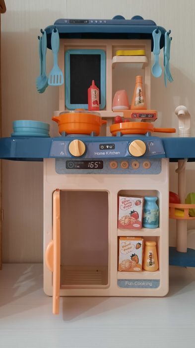 Кухня для маленьких хозяек