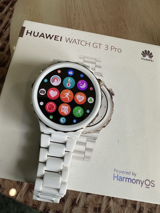 Smart watch huawei GT3 pro cetamic