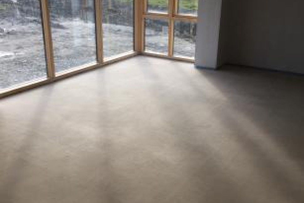 Полагане на машинна замазка и мазилка