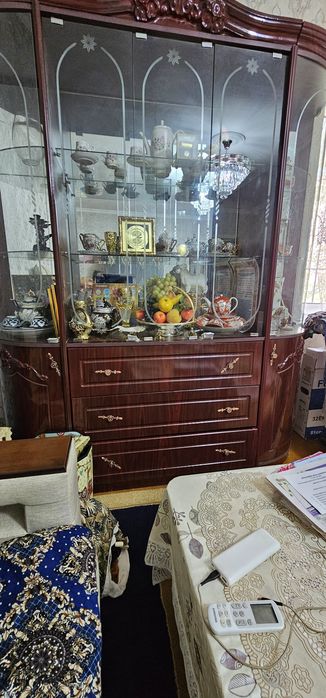 стенка горка сотилади