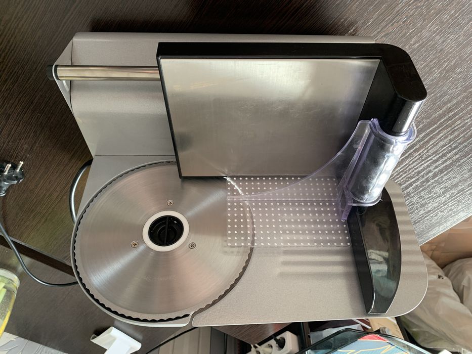 Слайсер хлеборезка