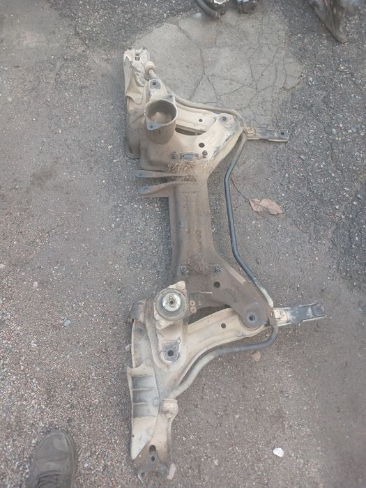 Передняя балка Гольф3 в оригинале