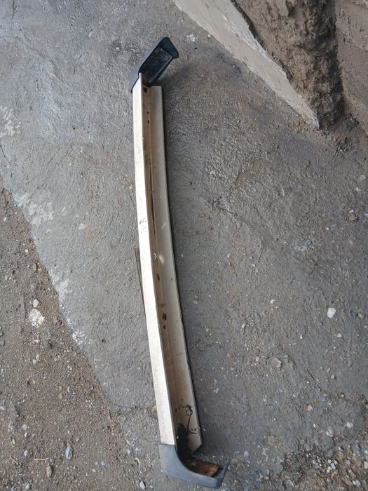 Ниваның заттары сатылады