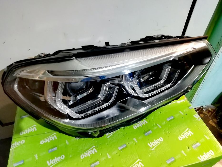 Фар Фарове за BMW X4 G02 X3 G01 / БМВ X3 Г01 Х4 Г02 Adaptive LED.