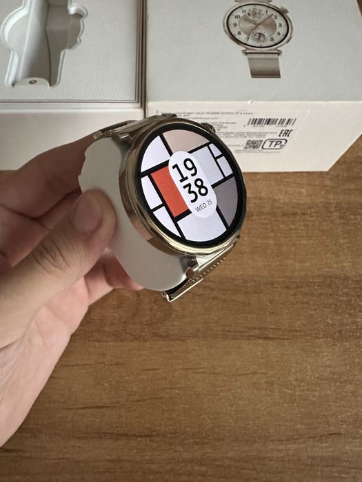 Huawei Watch GT 5 часы