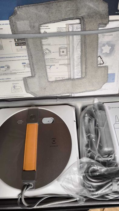 Ecovacs Robot pentru curățat geamuri
