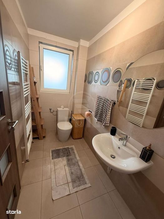 Apartament 2 camere semidecomandat zona Razoare