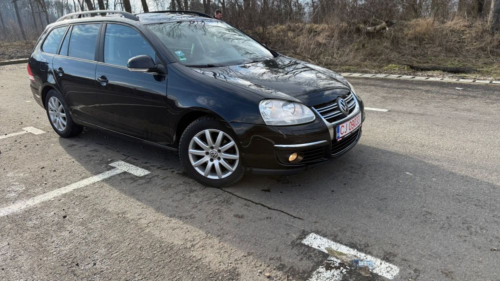 Vând vw golf variant automat