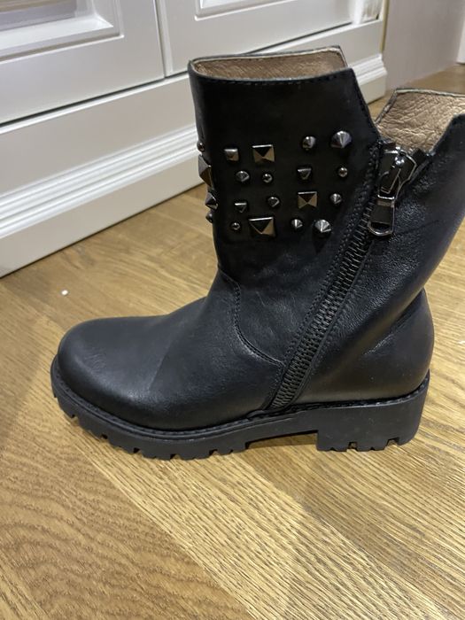 Поодам обувь