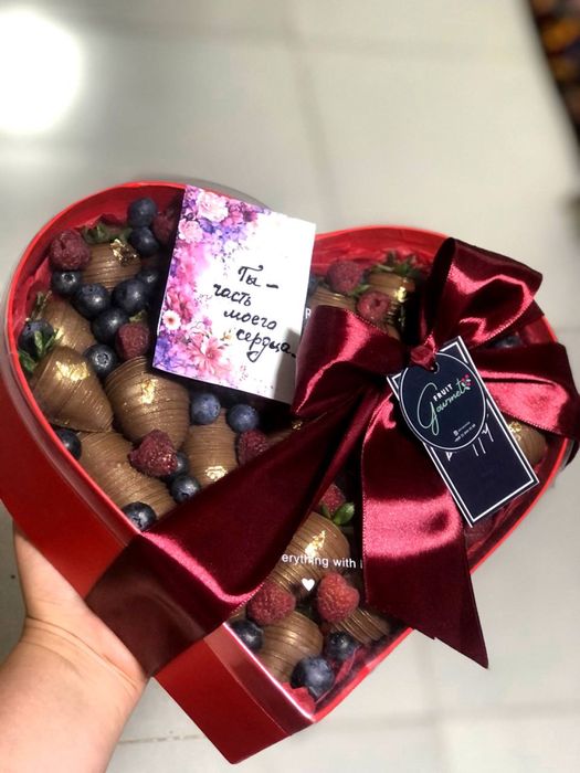 Клубника в шоколаде qulupnay shokolad Подарки