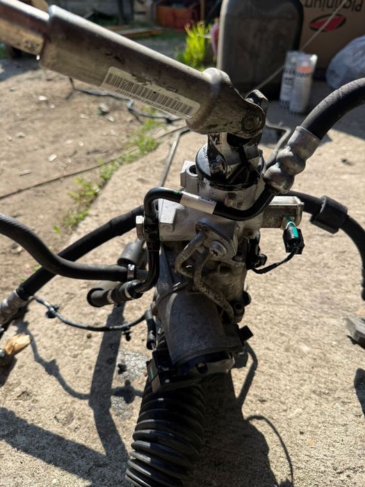 Caseta directie BMW X5 X6 e70 e71 cu active steering dynamic drive