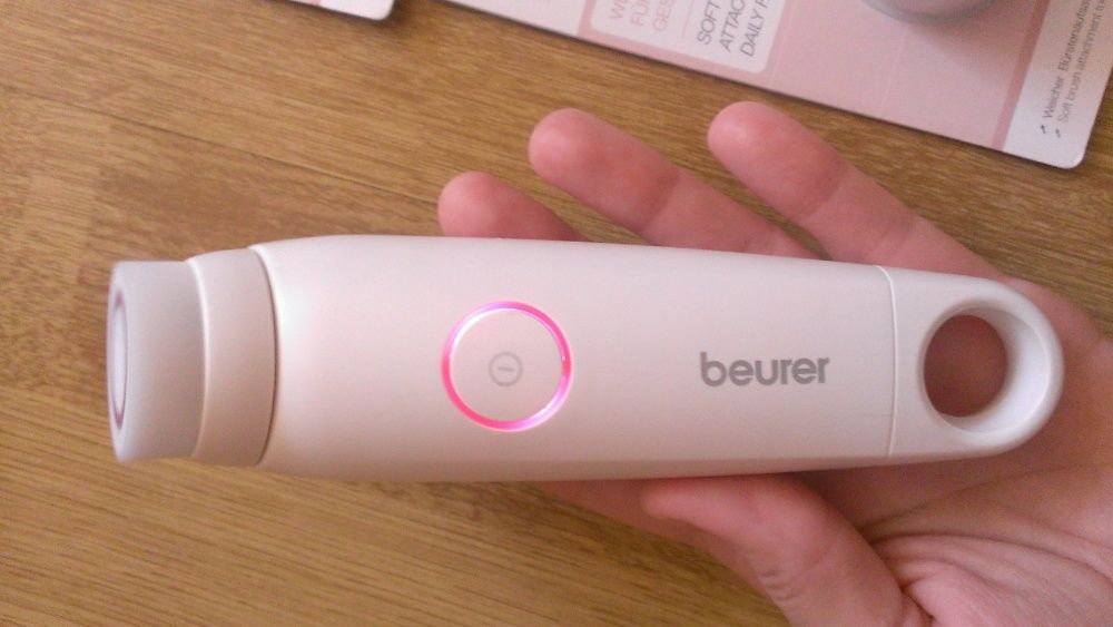 set perie curatarea fetei+ rezerve