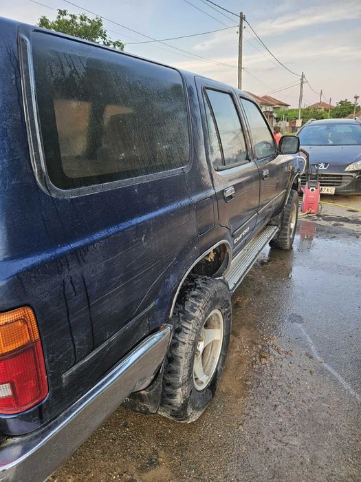 Toyota 4 runer истински джип за ценители НОВОГОДИШНА ОФЕРТА  8000 лв.