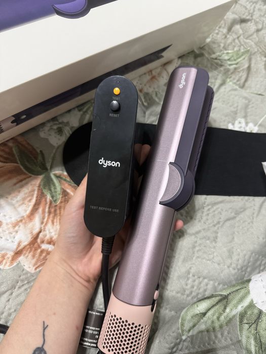 Dyson Airstrait (оригинал)