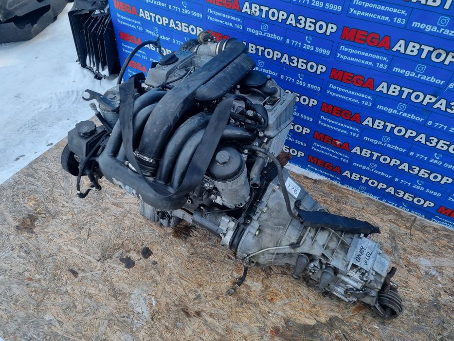 Двигатель OM604 на Mercedes W202.