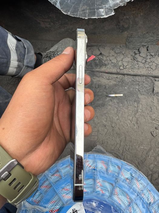 Продаю айфон 13 pro max