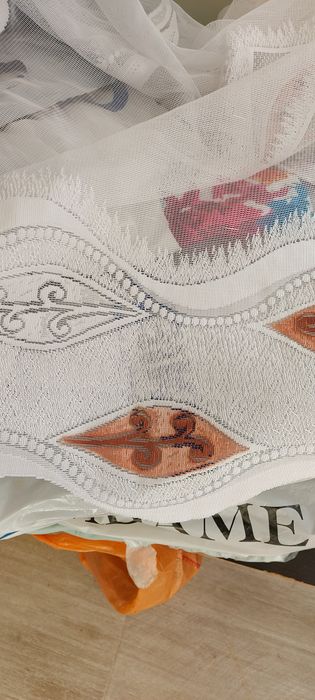 Срочно срочно продам тюль и шторы