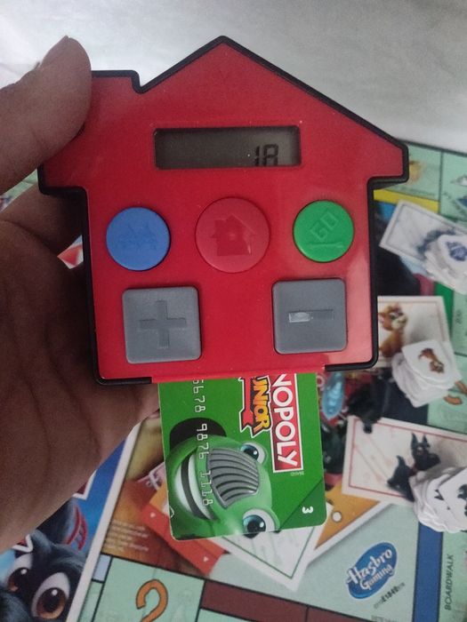 Joc Monopoly cu banca electronica si carduri! Ptr copii si adulti