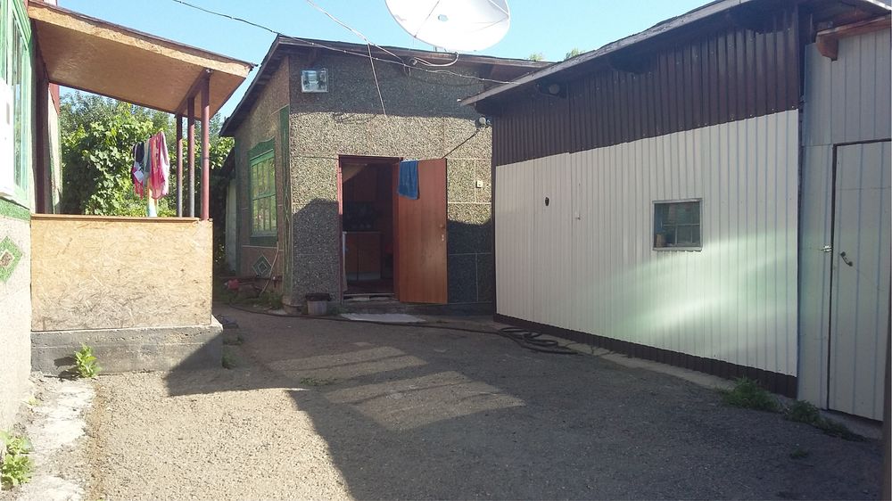 Продам двухэтажный особняк в городе Алтай (Зыряновск)