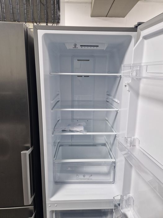 Хладилник с фризев Midea A++ 55 см Нов No Frost