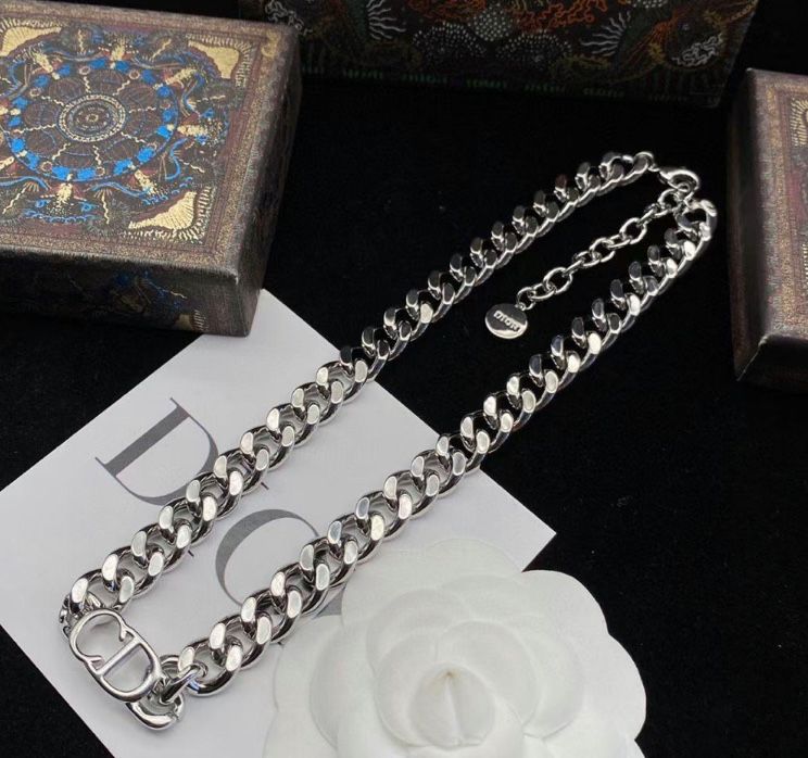 Ново перлено колие гривна диор