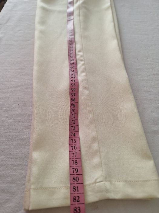 Костюм и риза  7-8-9 г - 20 €