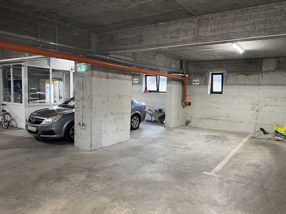 Loc parcare subteran str Muscel nr 1