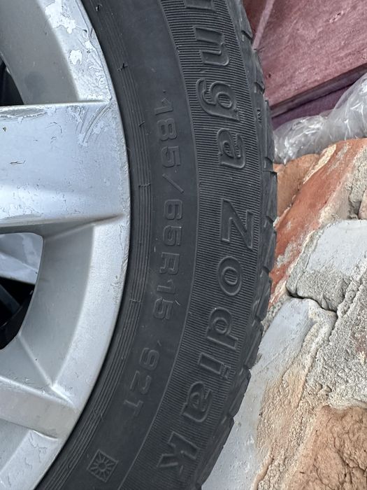 Продам комплект колес