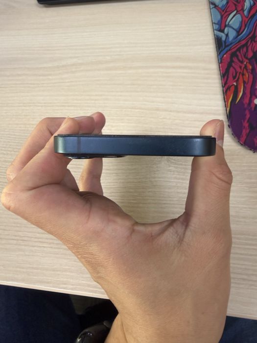 Продам Iphone 13 128Gb