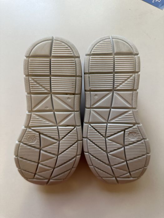 Ботинки/туфли детские р.26