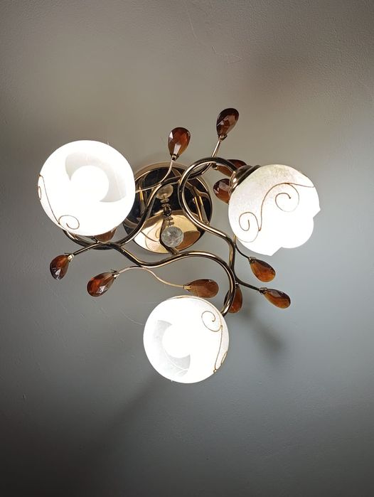 Продается 3 люстры