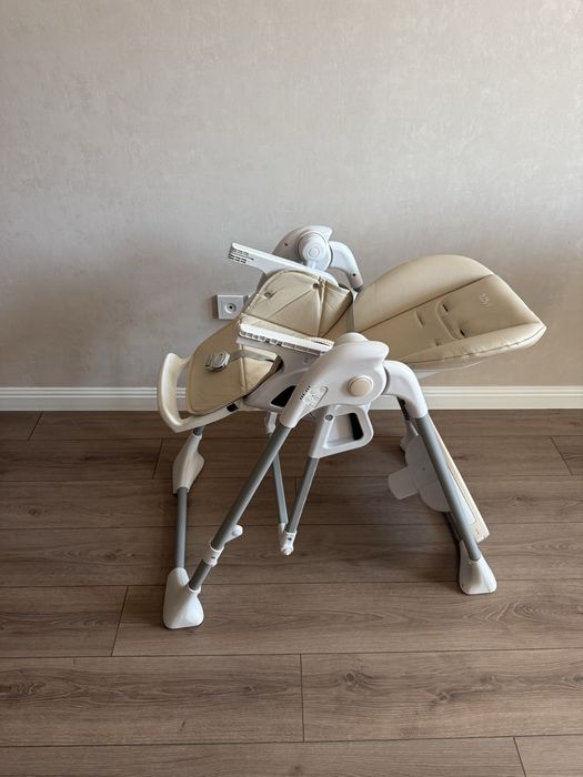 Стульчик для кормления  ILOVI 2в1