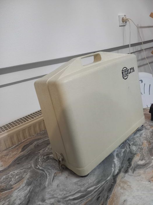 Masina de cusut electrica Nicoleta