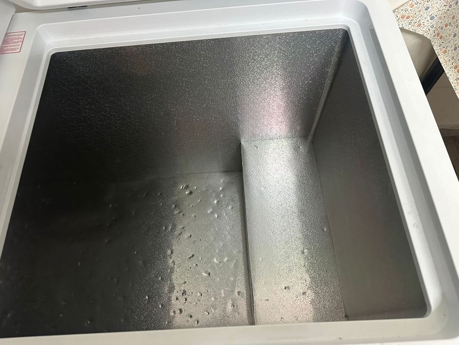 Lada Frigorifica Vortex